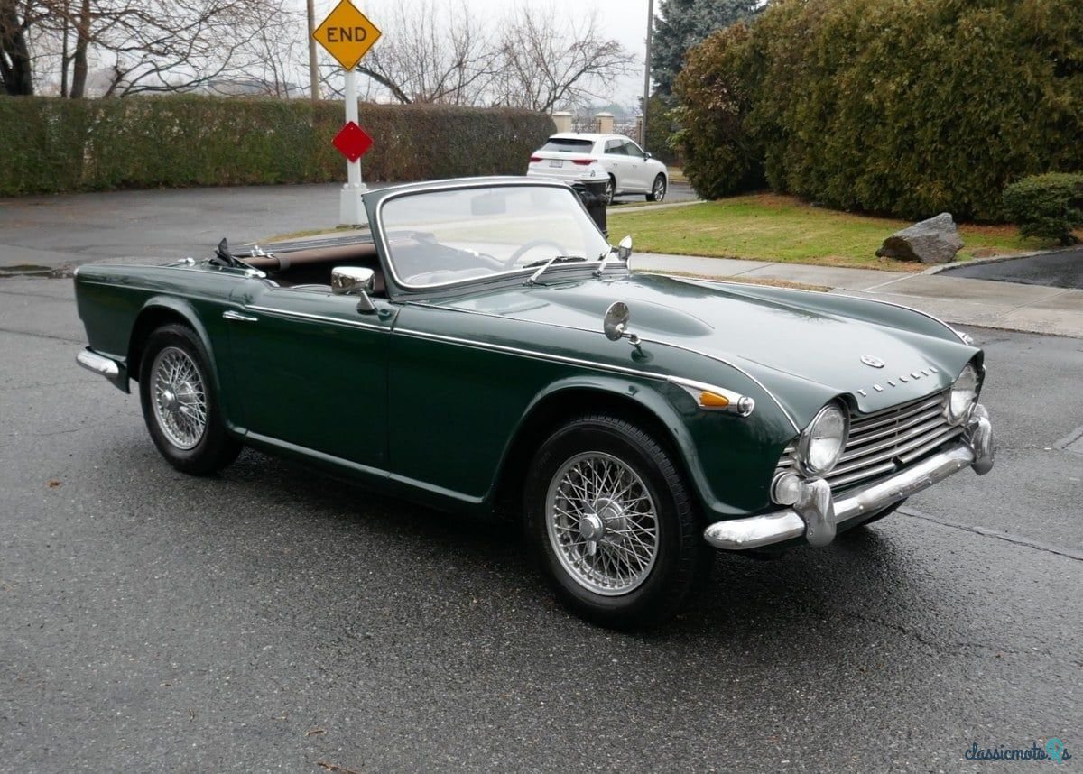 1967' Triumph TR4 photo #1