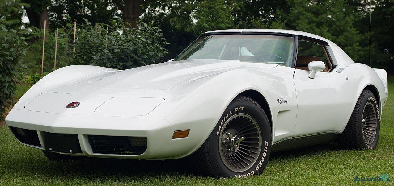 1974' Chevrolet Corvette photo #2