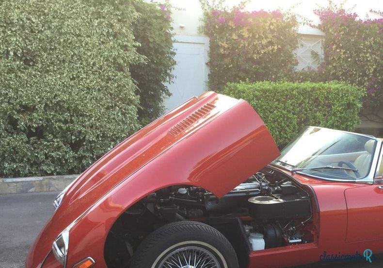 1974' Jaguar E-Type photo #5
