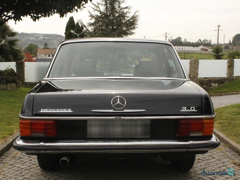 1975' Mercedes-Benz 240 photo #3