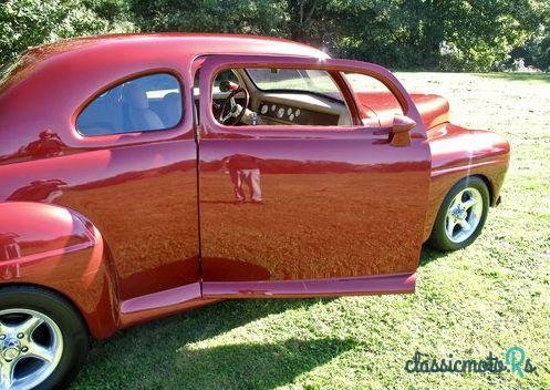 1946' Ford Coupe Deluxe photo #5
