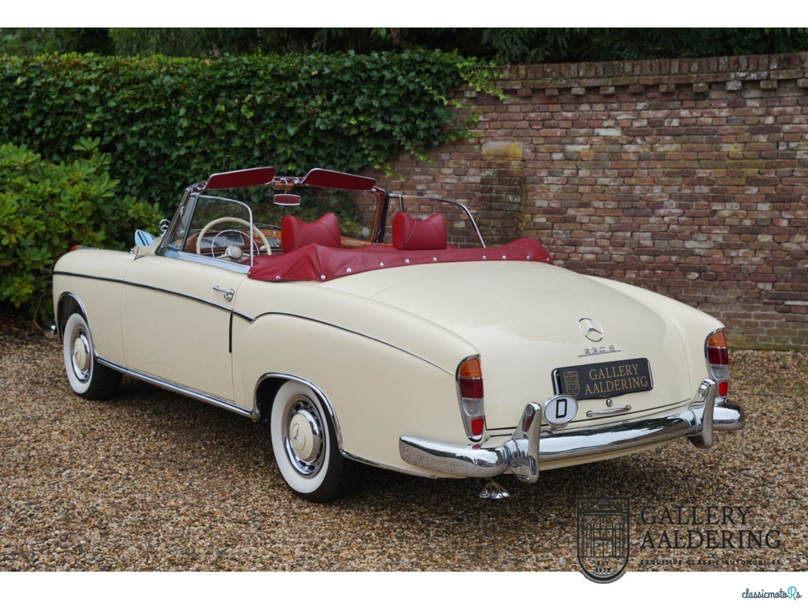 1957' Mercedes-Benz 220S photo #2