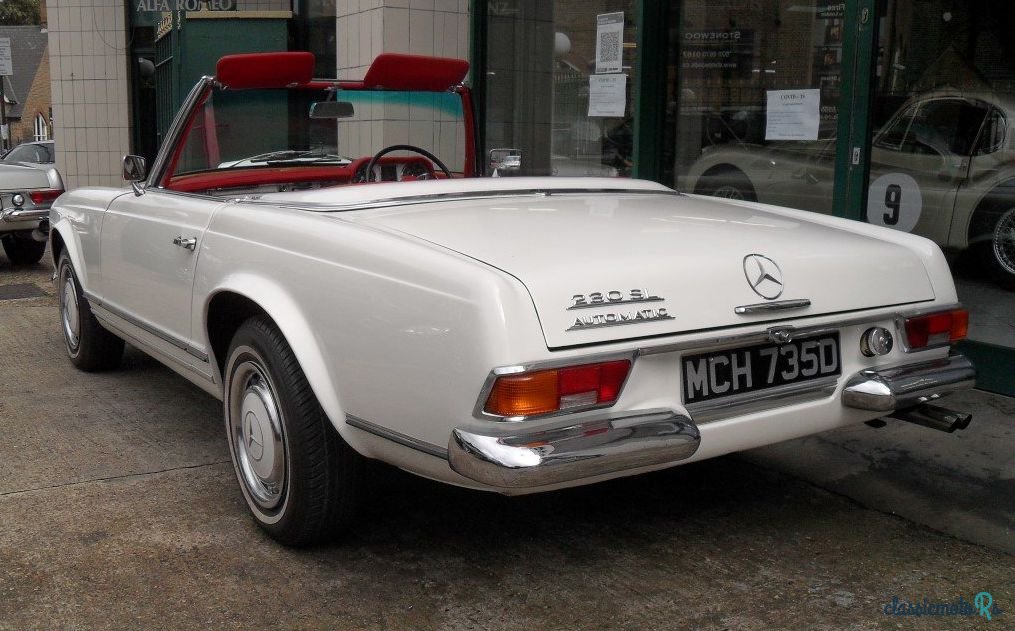1966' Mercedes-Benz 230 photo #1