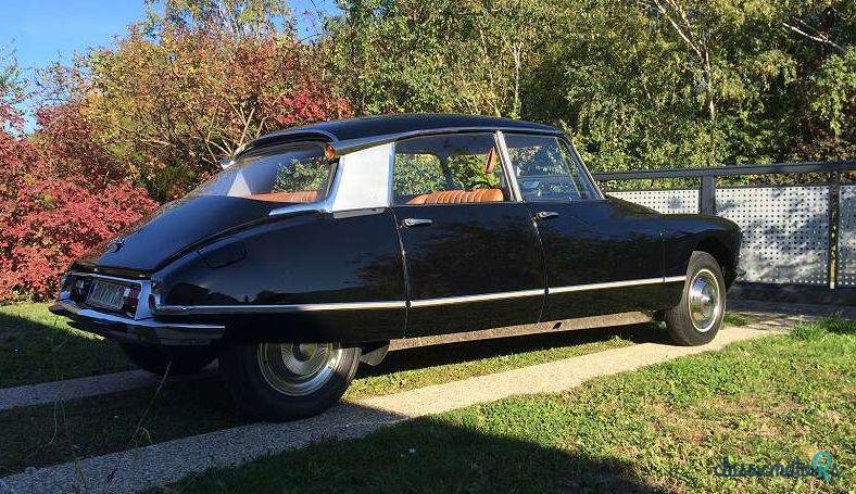 1964' Citroen Ds 19 photo #1