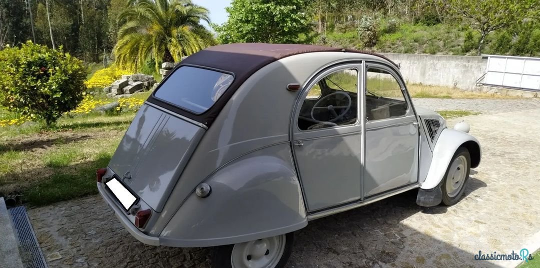 1958' Citroen 2CV photo #3