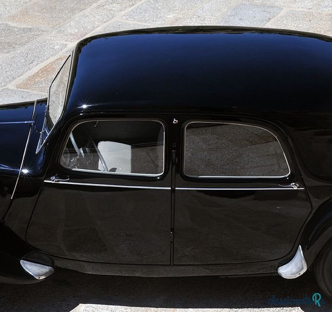 1955' Citroen 11 B photo #3