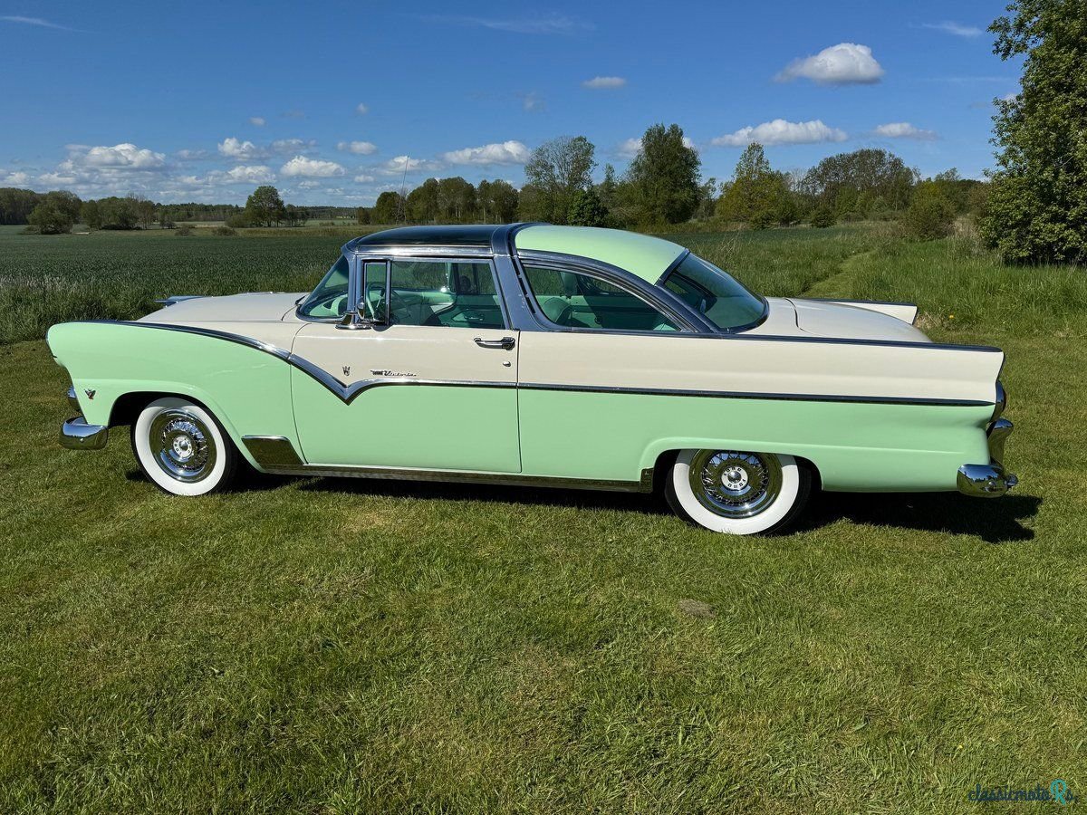 1955' Ford Crown Victoria photo #1