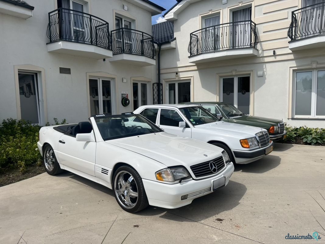 1979' Mercedes-Benz W123 photo #3