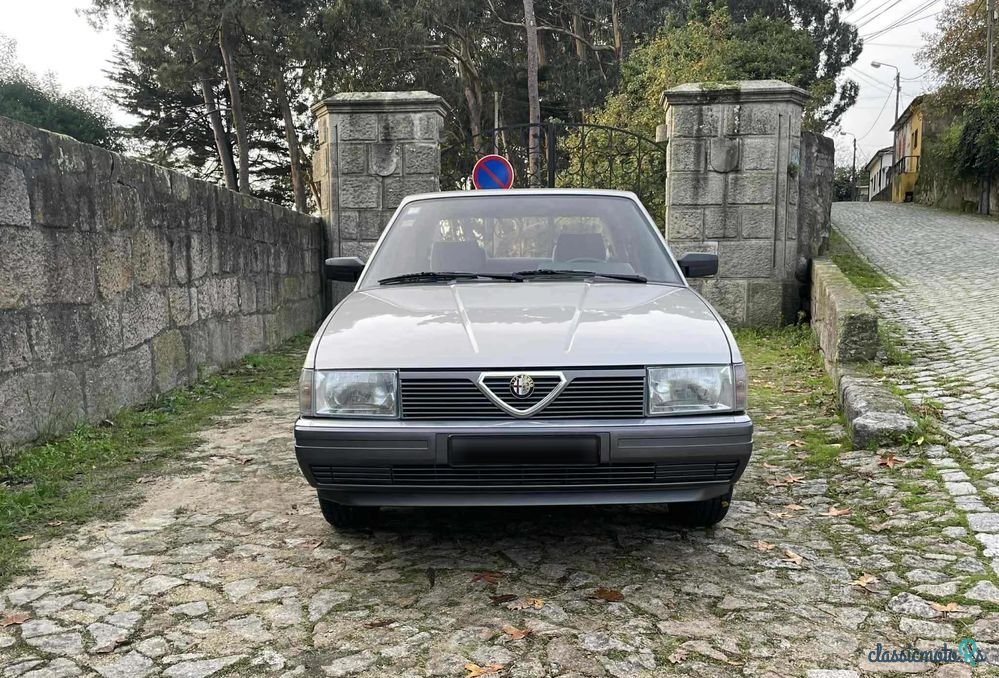 1988' Alfa Romeo 90 2.0 S photo #4