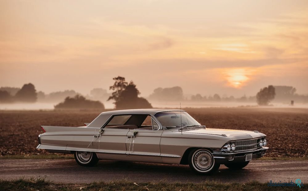1962' Cadillac Deville photo #2