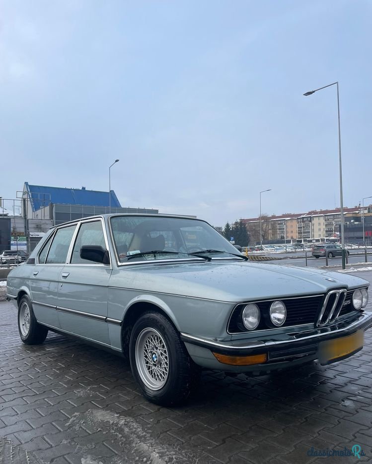1980' BMW Seria 5 photo #1