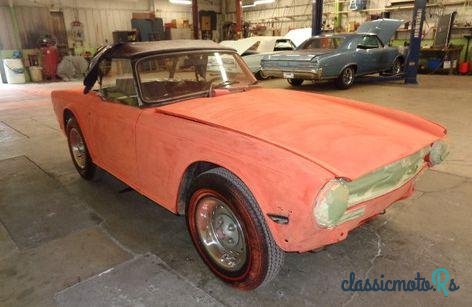 1974' Triumph TR6 photo #2