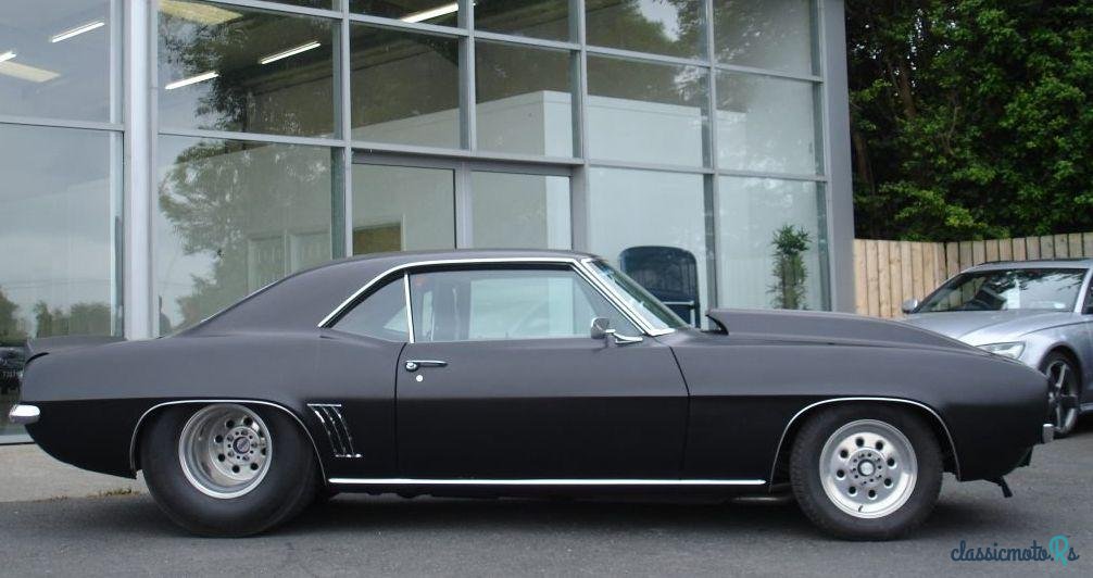 1969' Chevrolet Camaro photo #2