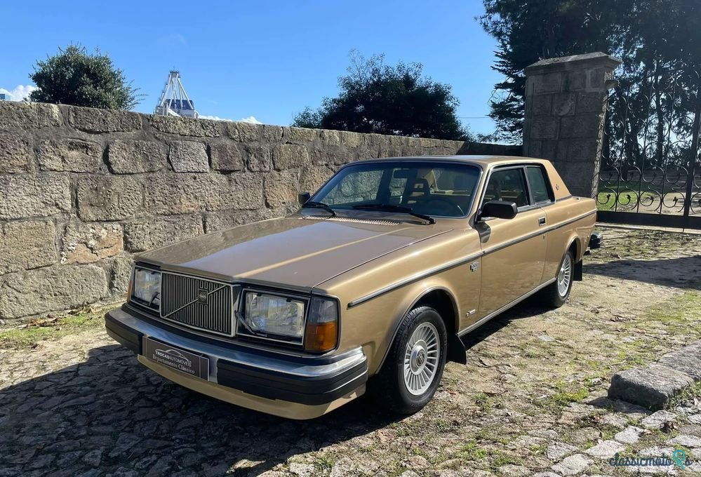 1979' Volvo 262 C Bertone photo #2