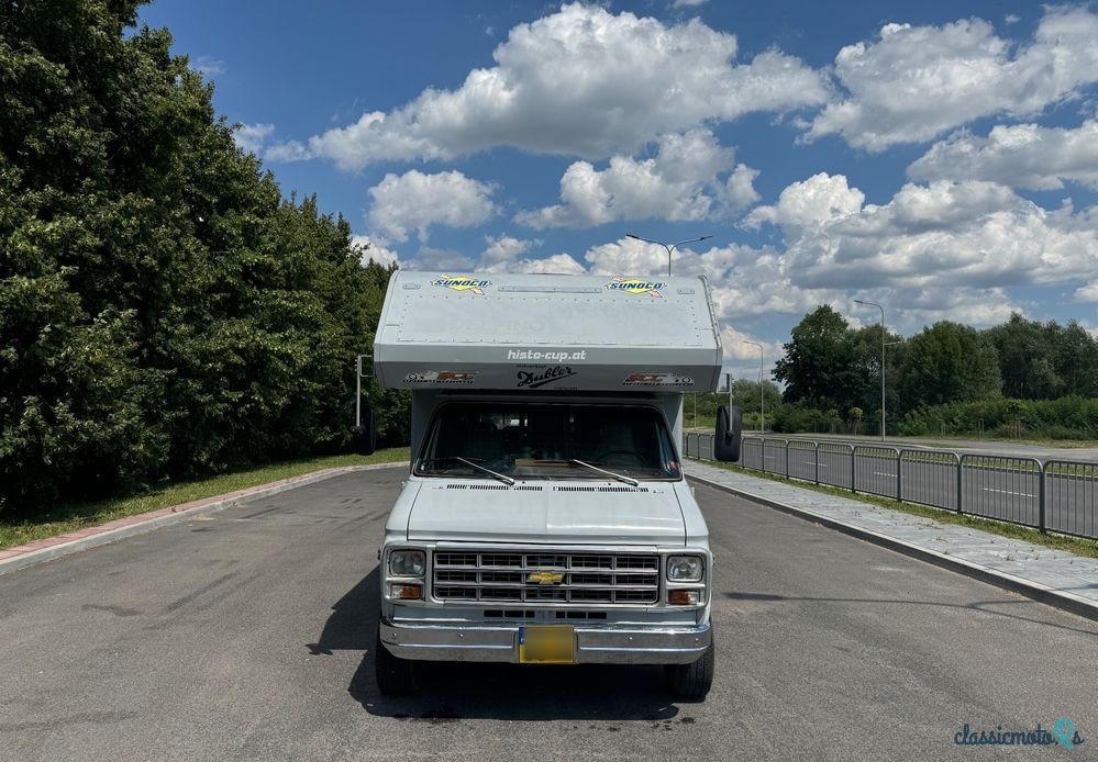 1978' Chevrolet G30 photo #2