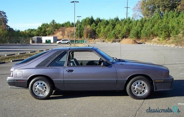 1985' Mercury Capri photo #5