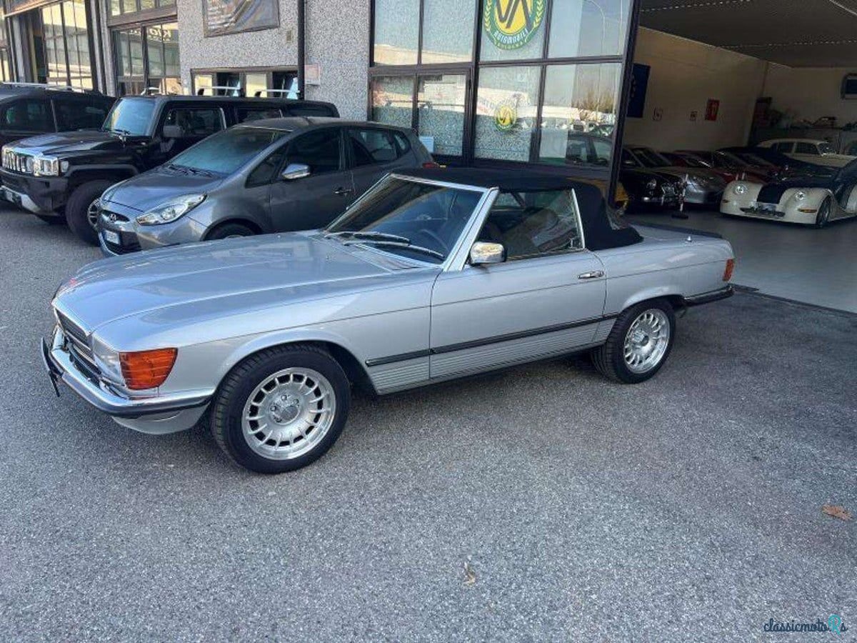 1982' Mercedes-Benz Sl Class photo #2