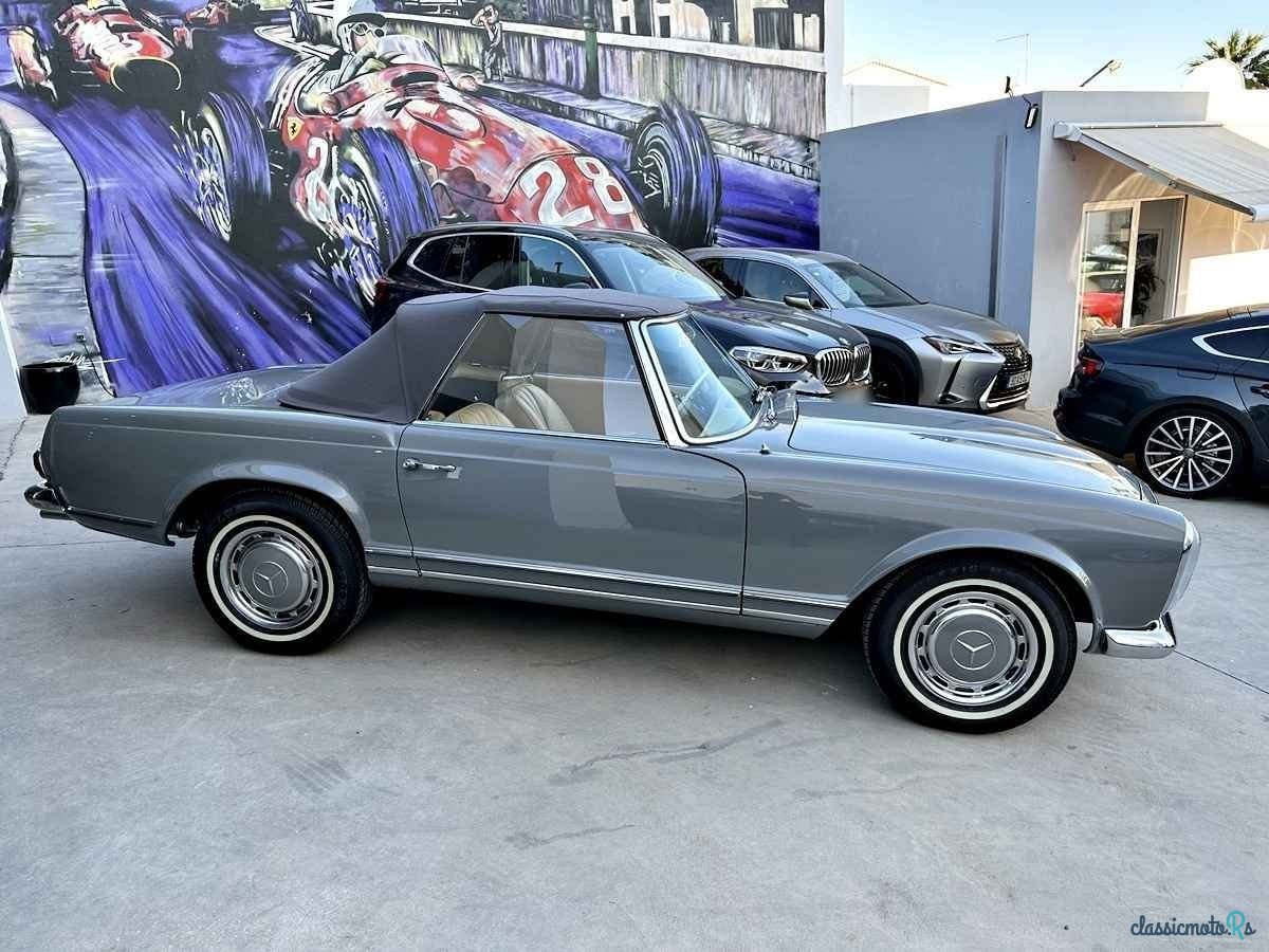 1965' Mercedes-Benz 230 photo #2