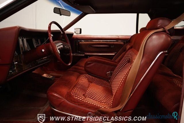 1977' Lincoln Continental photo #4