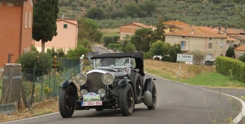 Peut-on conduire ses enfants à l’école en voiture ancienne ?