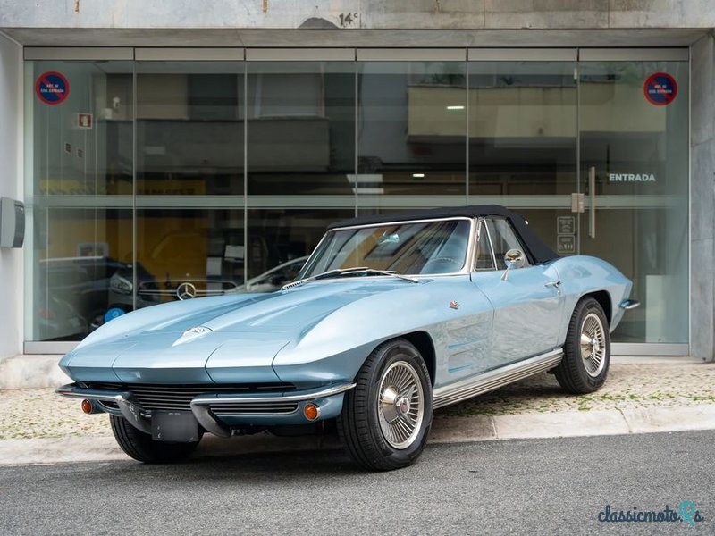 1964' Chevrolet Corvette photo #2