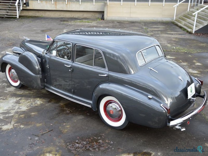 1940' Cadillac Sixty Special photo #2