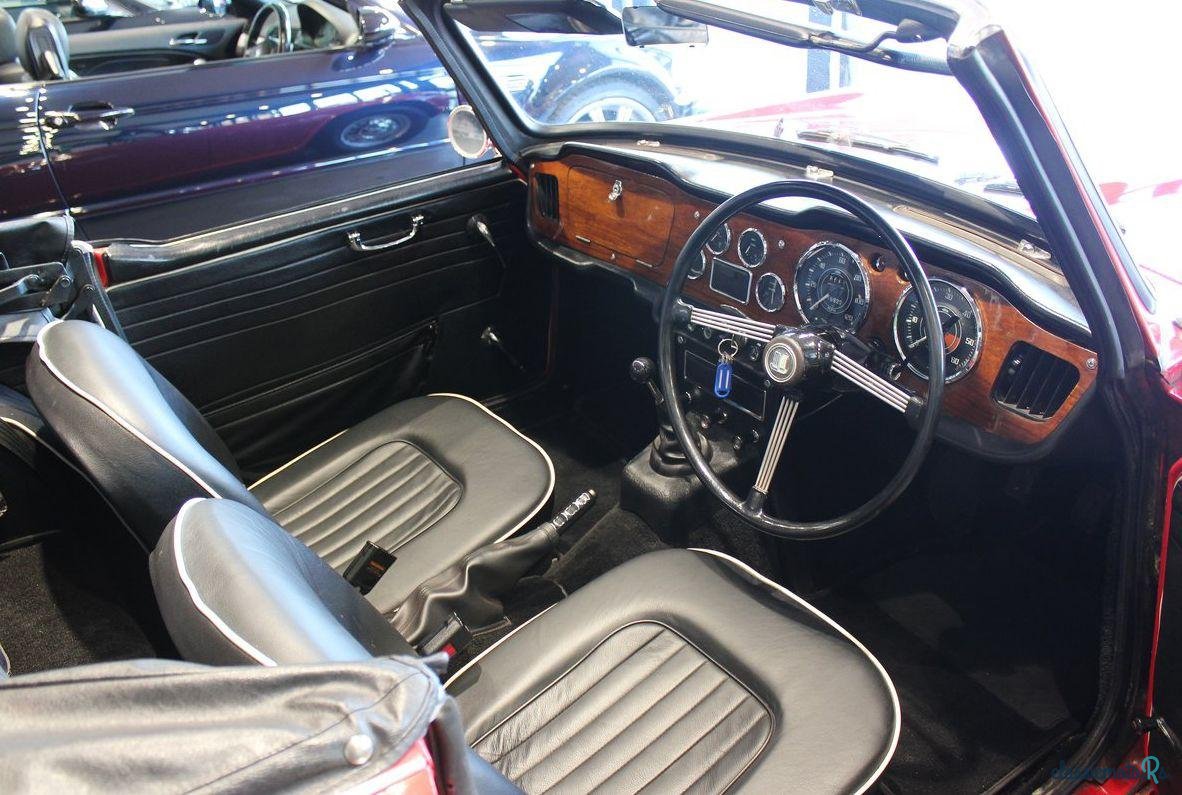 1965' Triumph TR4 photo #3