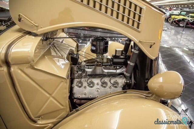 1935' Ford Model 48 photo #6