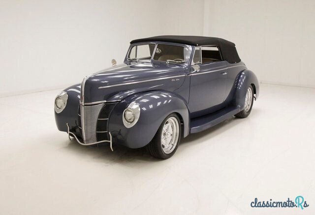 1940' Ford Deluxe photo #1
