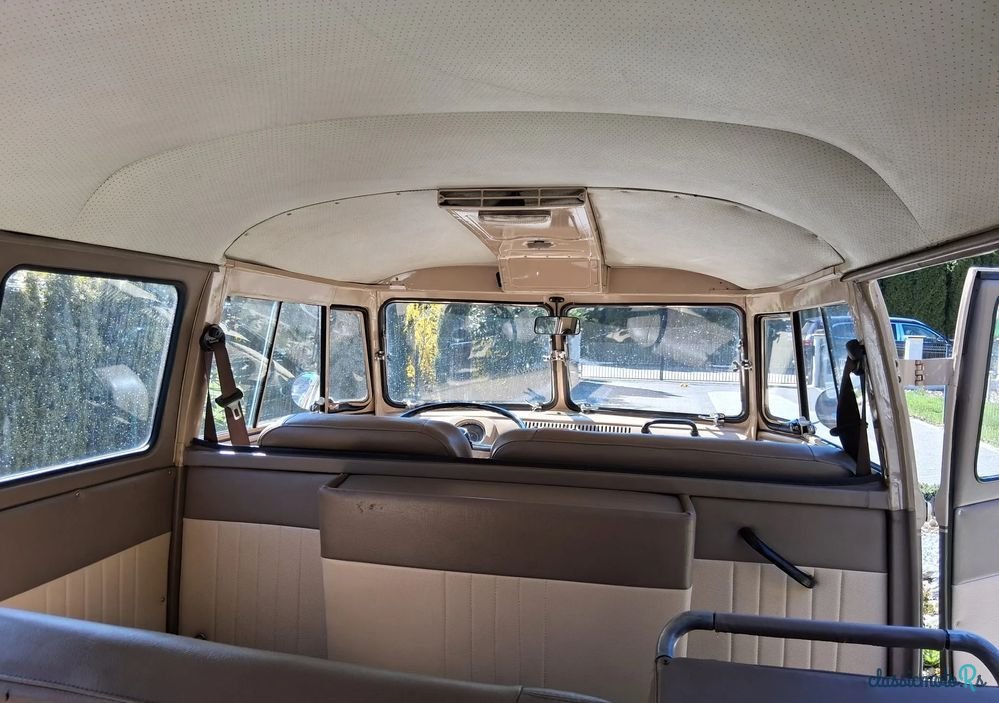 1975' Volkswagen Transporter photo #6