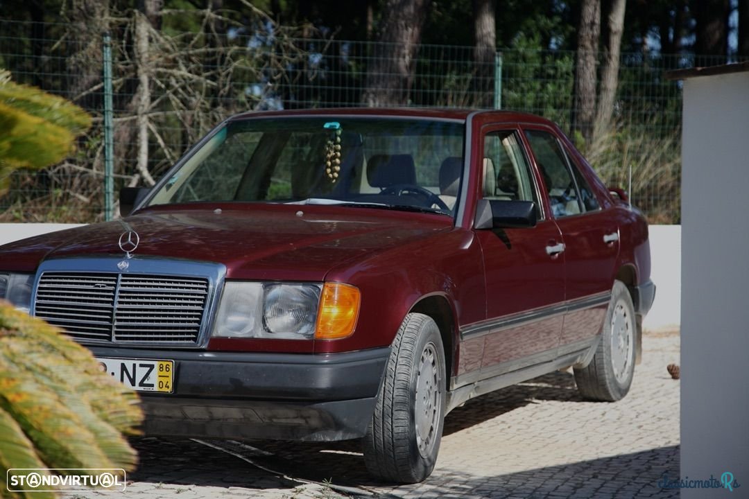1986' Mercedes-Benz 200 photo #1