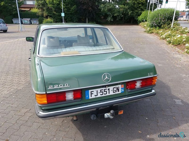 1978' Mercedes-Benz W123 photo #3