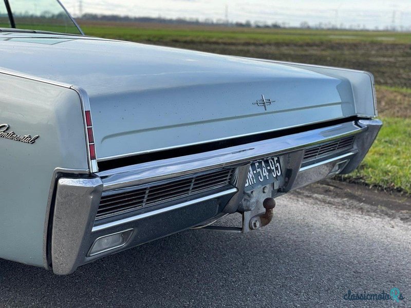 1966' Lincoln Continental photo #4