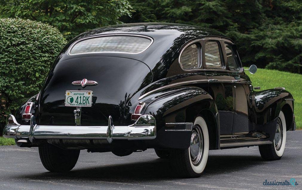 1941' Buick Special Sedan photo #2