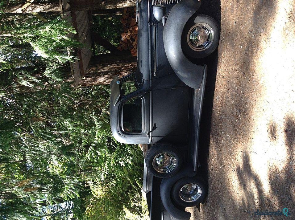 1940' Chevrolet Pickup photo #2