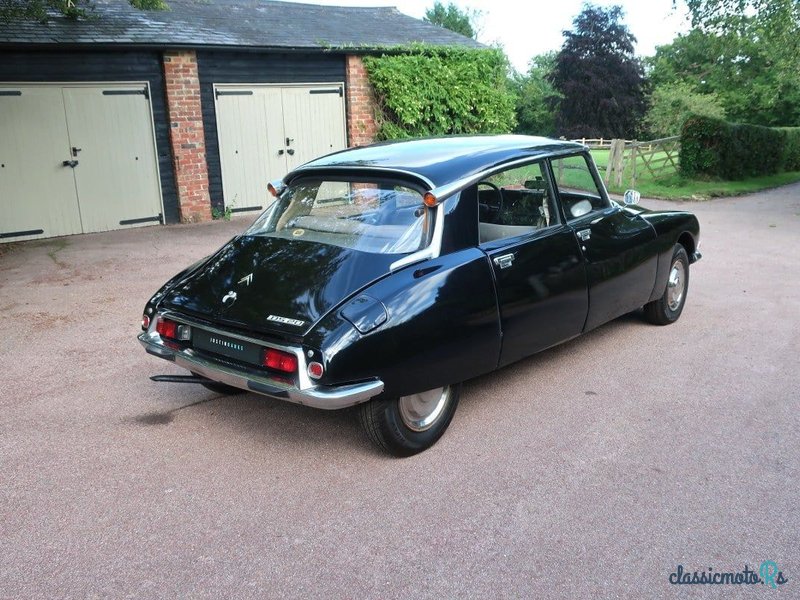 1972' Citroen DS photo #3