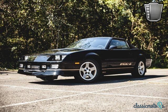 1988' Chevrolet Camaro photo #2
