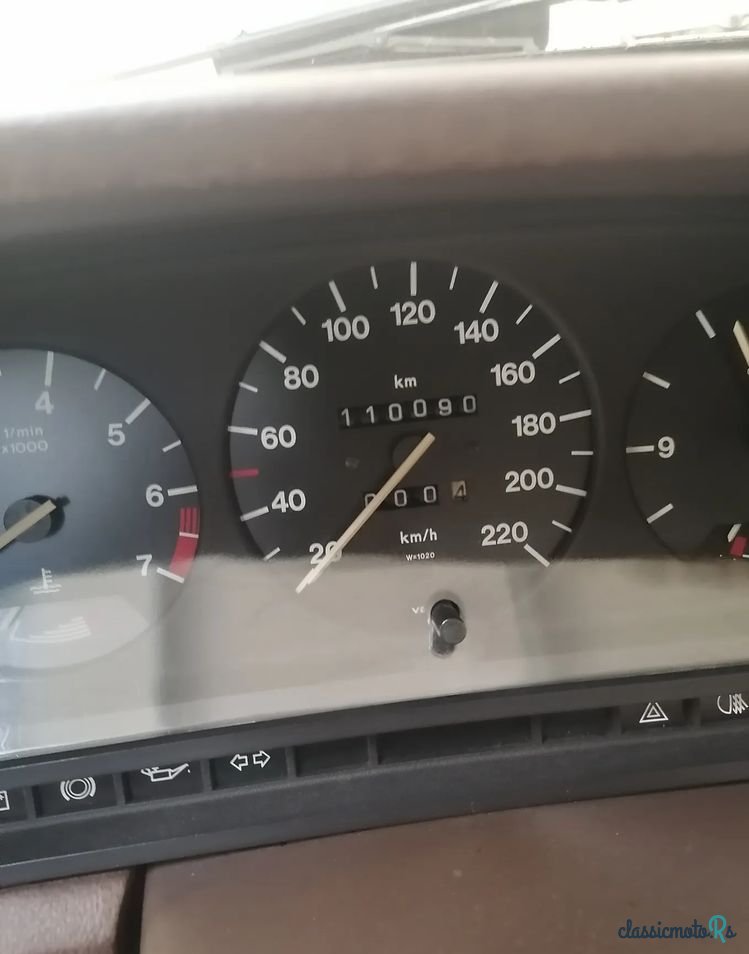 1977' Audi 100 photo #5