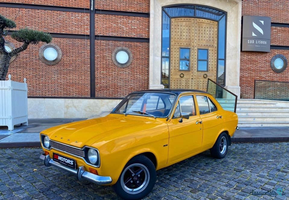 1970' Ford Escort photo #1