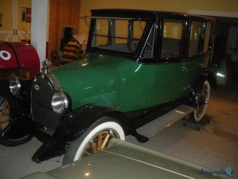 1920' Oldsmobile Model 37 photo #1