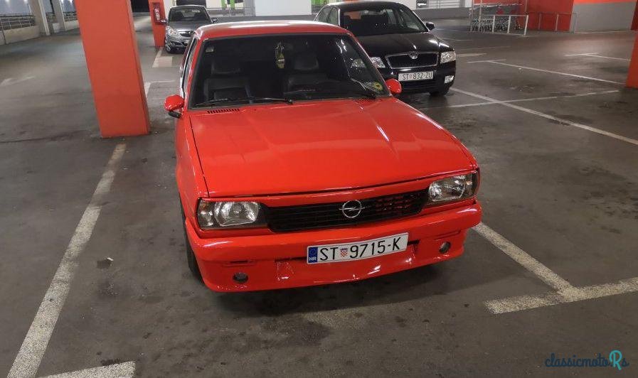 1977' Opel Ascona Berlina photo #2