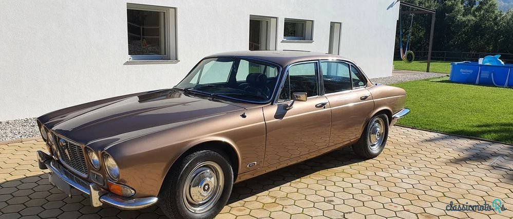 1972' Jaguar XJ photo #4