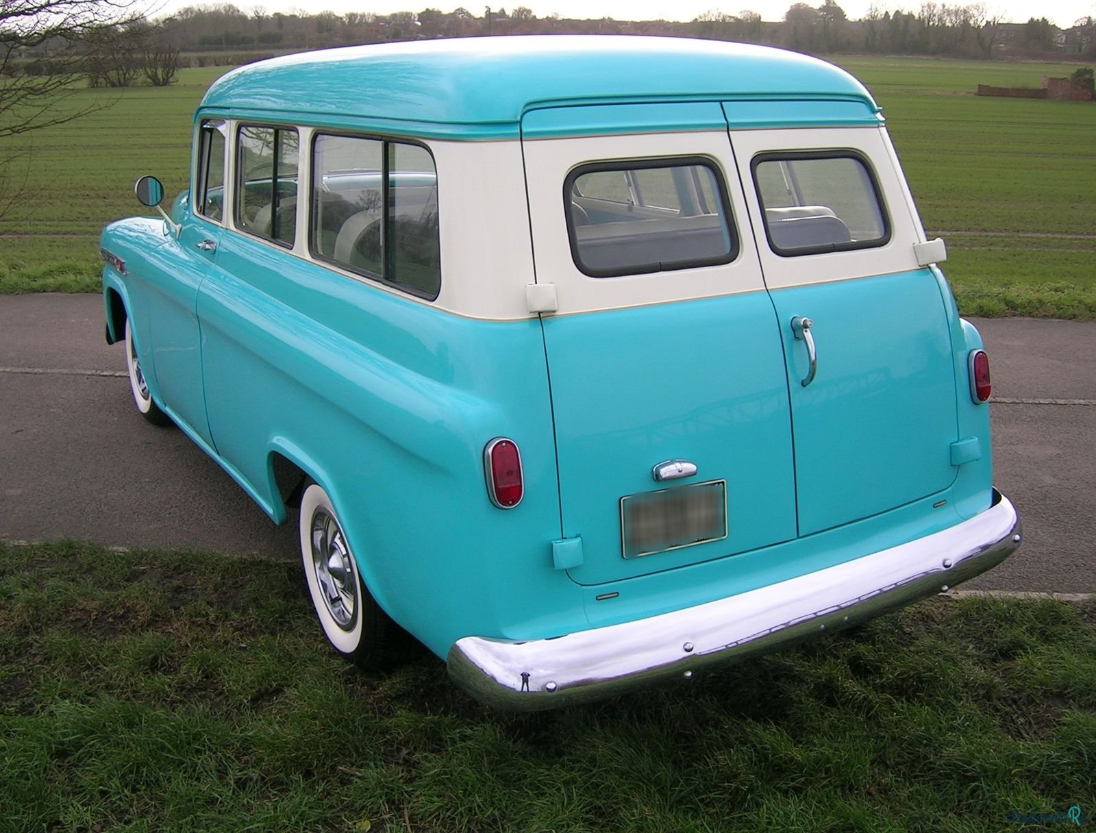 1959' Chevrolet Suburban photo #6