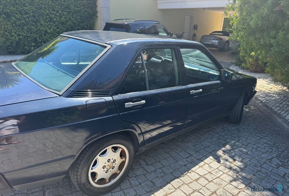 1986' Mercedes-Benz 190 D 2.0 photo #5