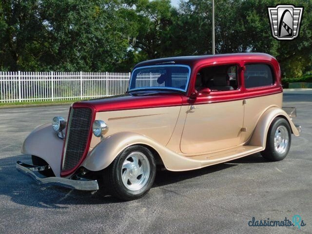 1934' Ford Custom photo #3