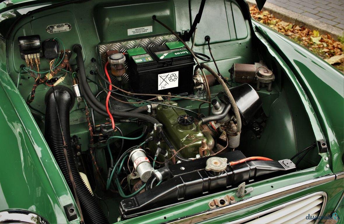 1968' Morris Minor Traveller photo #1