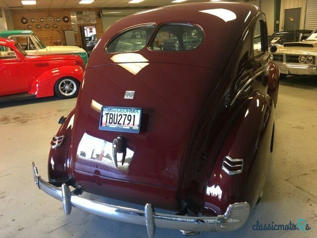 1940' Ford Deluxe photo #4