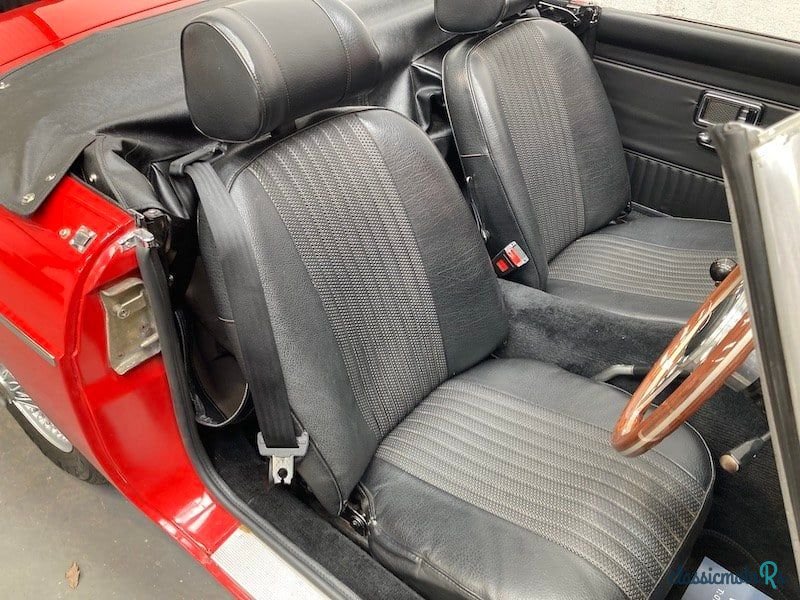 1971' MG MGB photo #6
