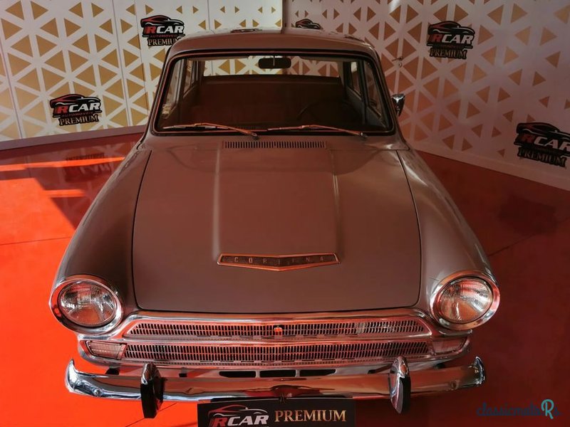 1965' Ford Cortina photo #4
