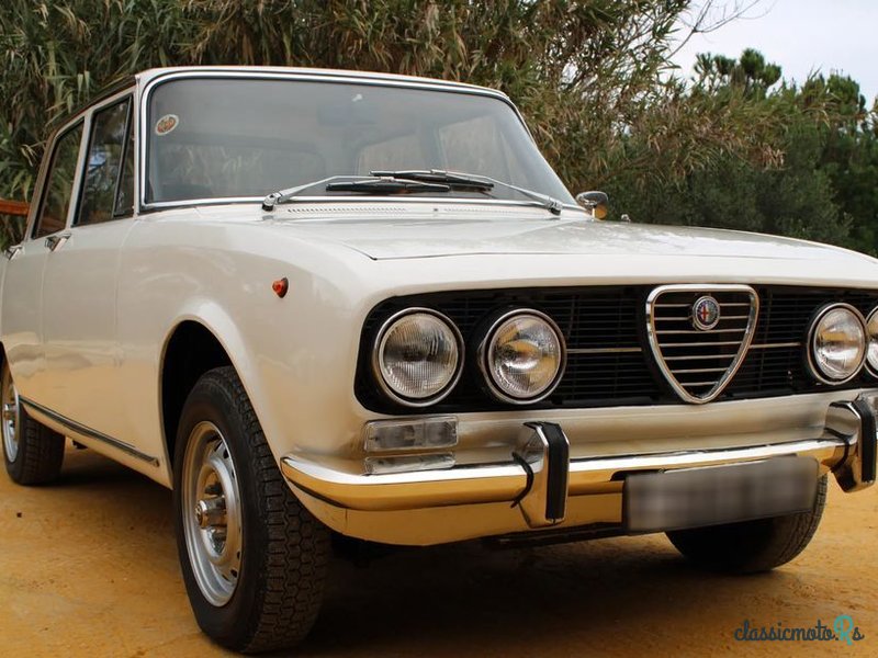 1972' Alfa Romeo 2000 photo #5